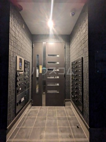 29/30 エントランス