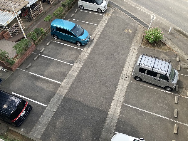 3/4 駐車場