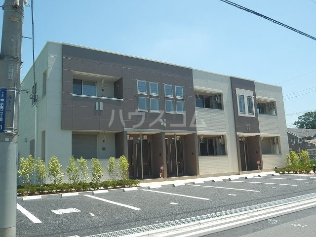22/27 駐車場