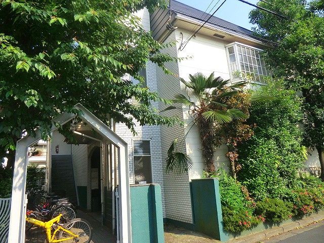 14/23 エントランス