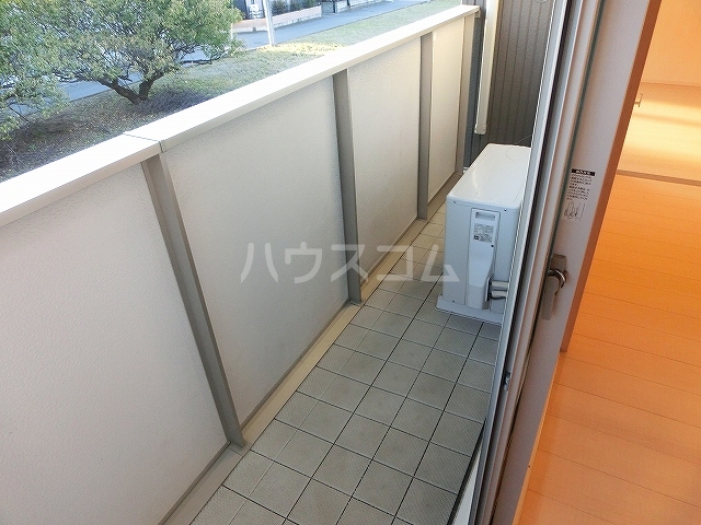 18/24 バルコニー