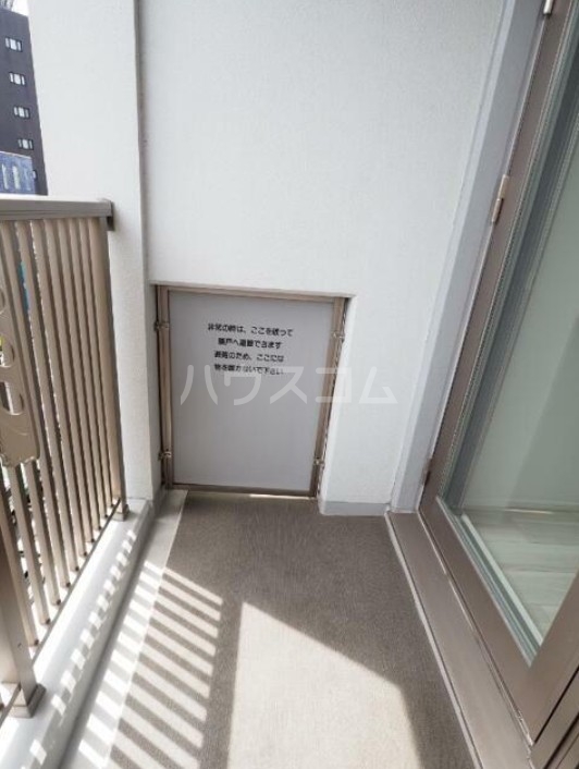 13/27 バルコニー