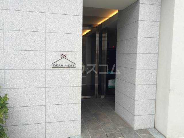 2/2 エントランス