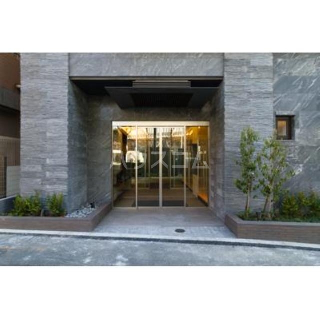 14/21 エントランス