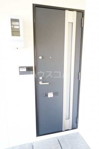 13/30 玄関