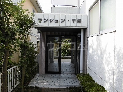 2/6 エントランス