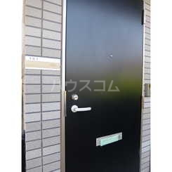 22/30 エントランス