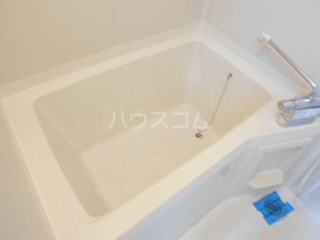 17/30 浴室