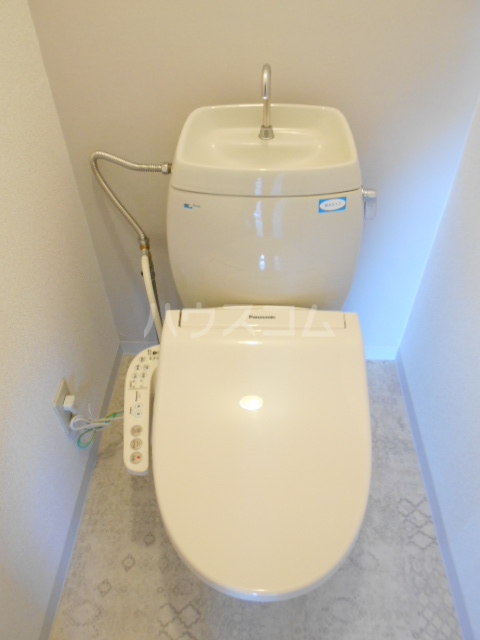 18/30 トイレ