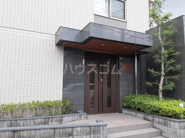 3/5 エントランス