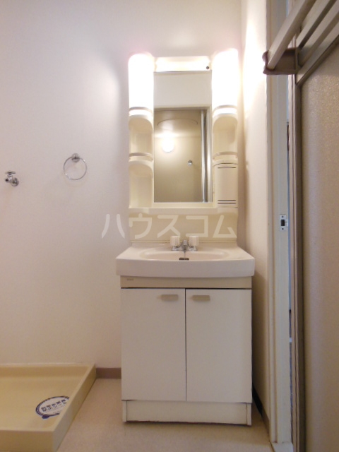 17/30 洗面