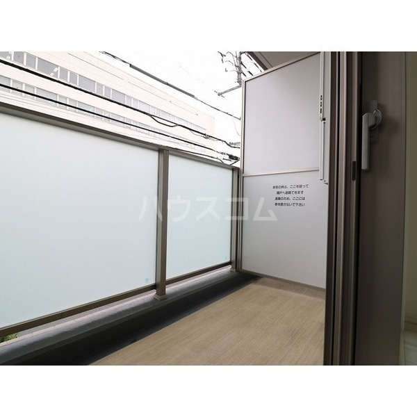 15/28 バルコニー