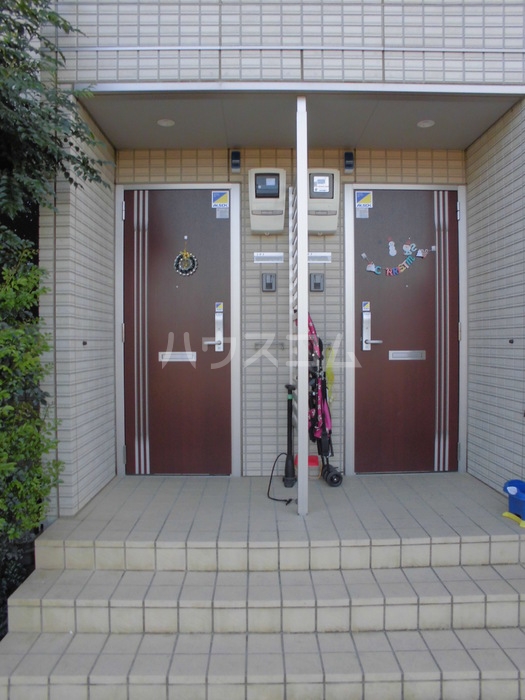 2/8 エントランス