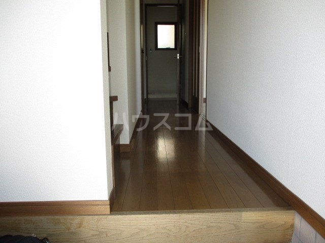 13/30 玄関