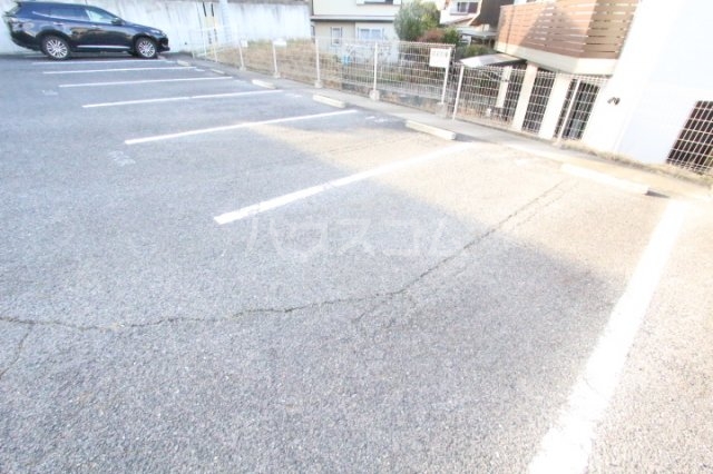 2/8 駐車場