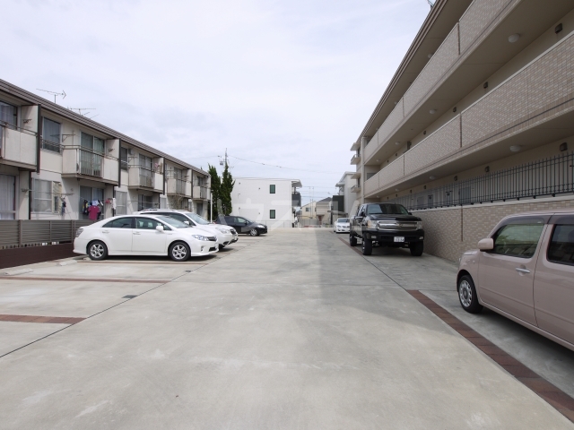 22/30 駐車場