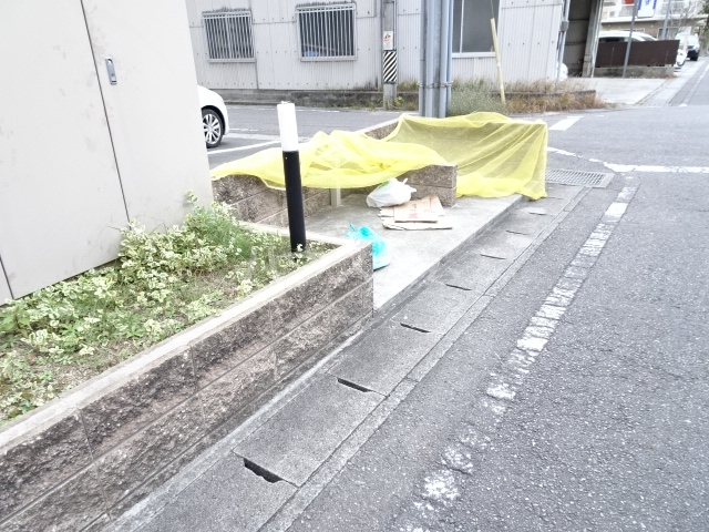 23/30 駐車場