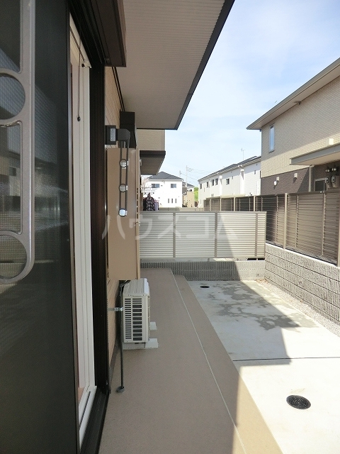 14/23 エントランス