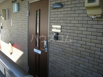 21/30 エントランス