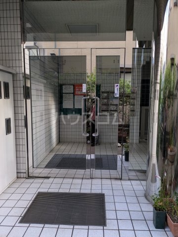 2/10 エントランス