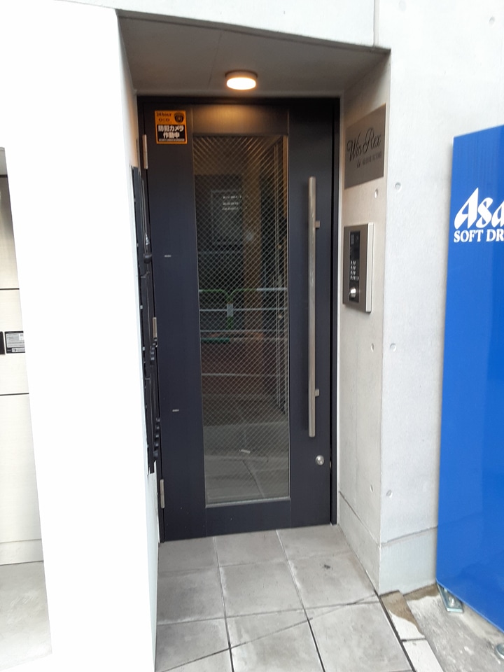 21/26 エントランス