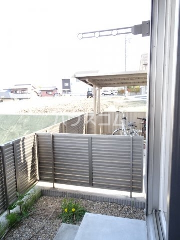 18/30 バルコニー