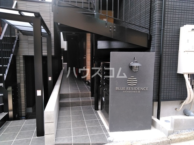 19/22 エントランス