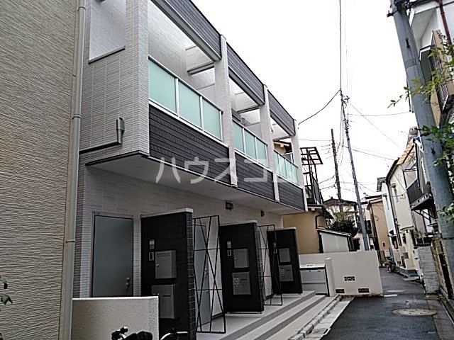 2/10 外観