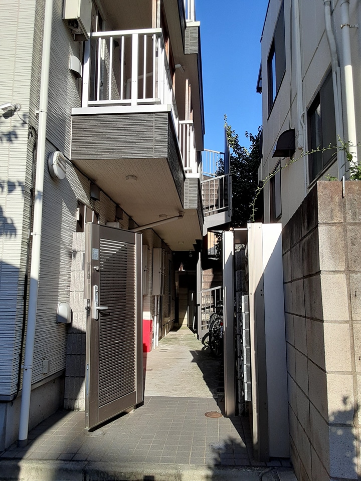 建物エントランス