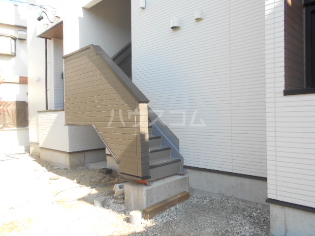 22/30 エントランス