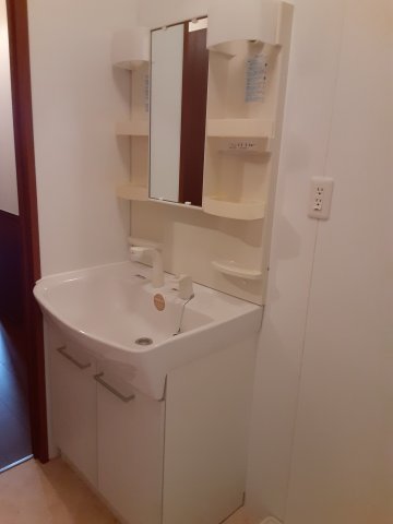 13/30 洗面