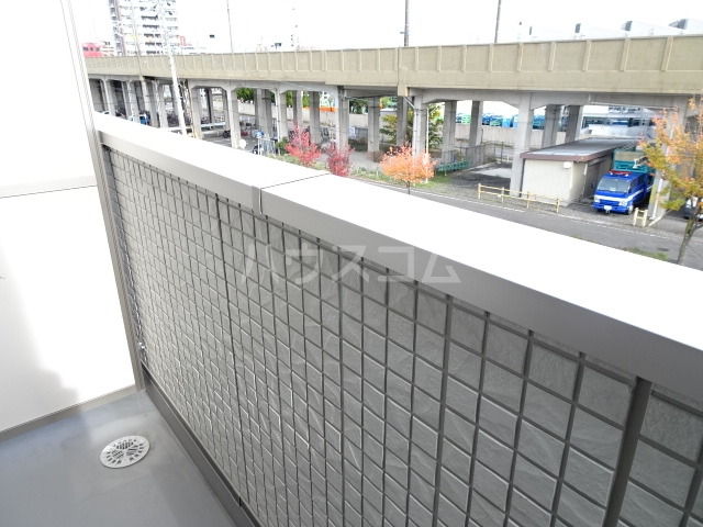 18/30 バルコニー