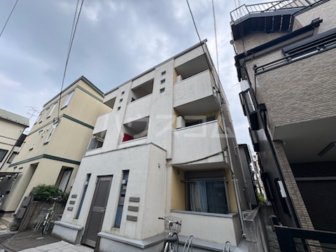 2/3 エントランス