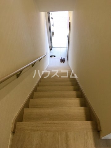 22/30 エントランス