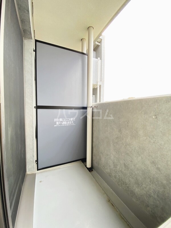 15/23 バルコニー