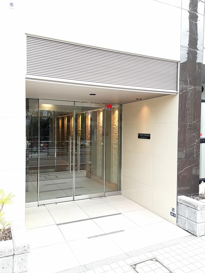 29/30 エントランス