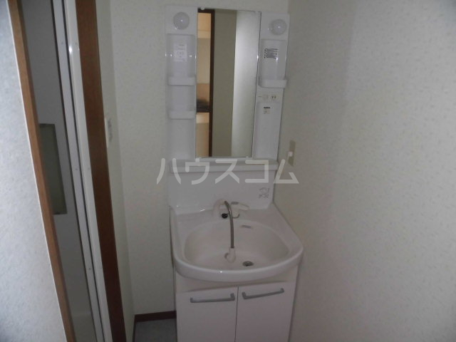 13/28 洗面