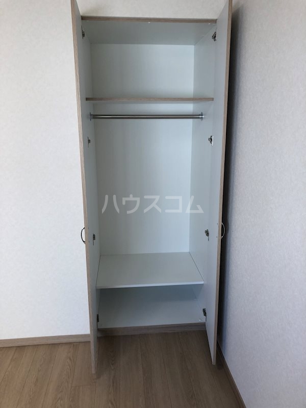 13/30 収納