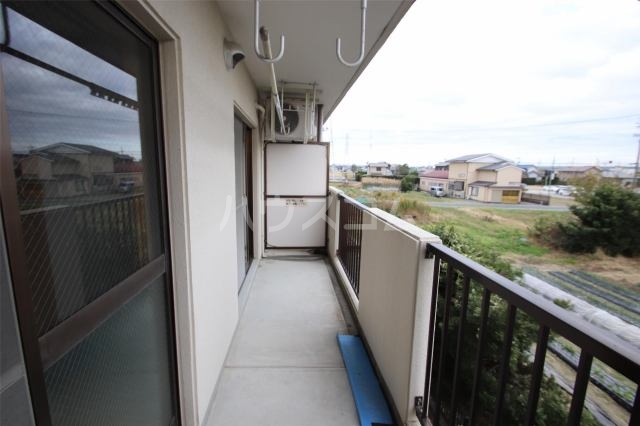 19/26 バルコニー