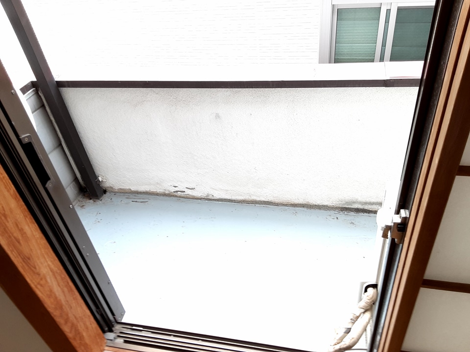 21/30 バルコニー