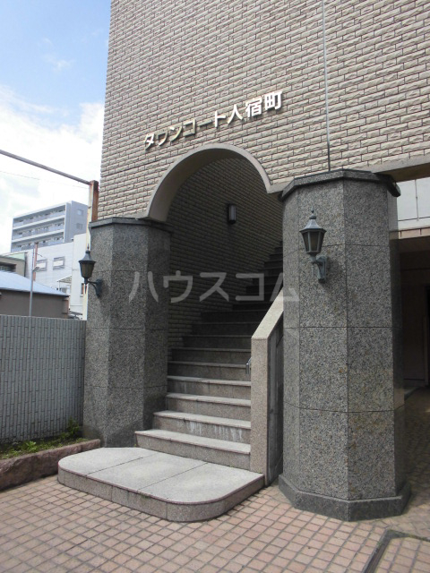 24/26 エントランス