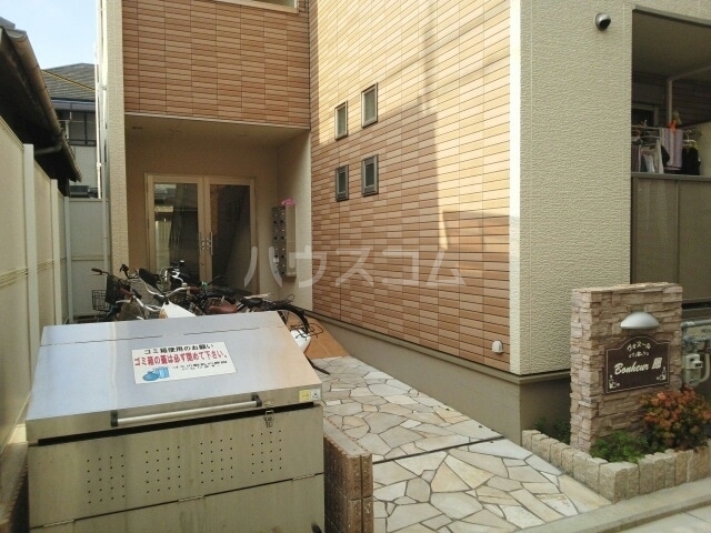 15/20 エントランス