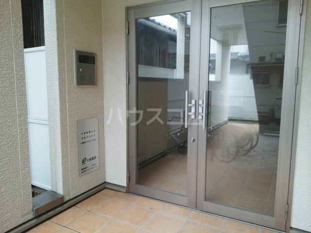 3/7 エントランス