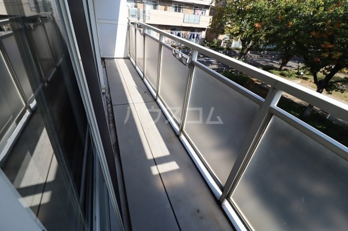 13/19 バルコニー