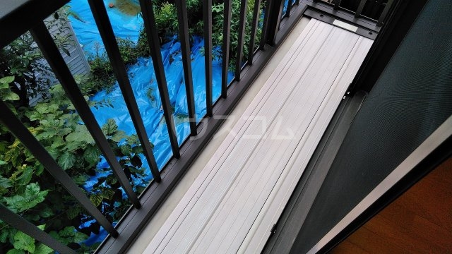 17/30 バルコニー