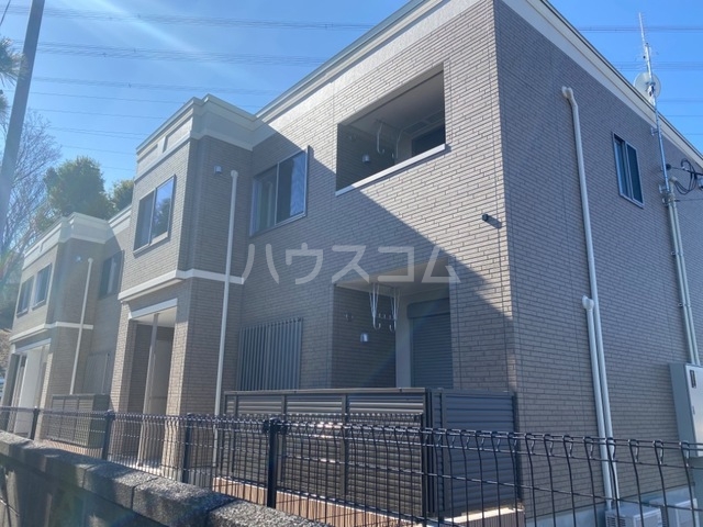 24/30 エントランス