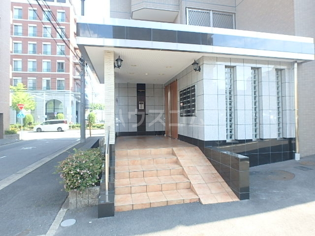 2/11 エントランス