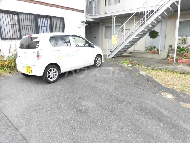 19/22 駐車場