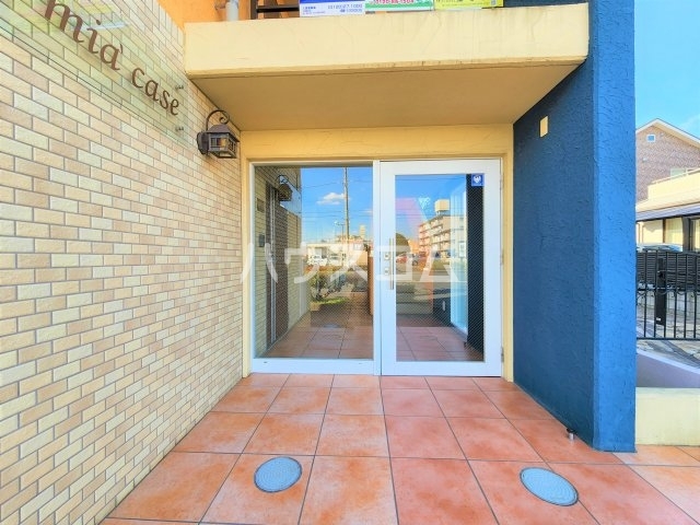 16/26 エントランス