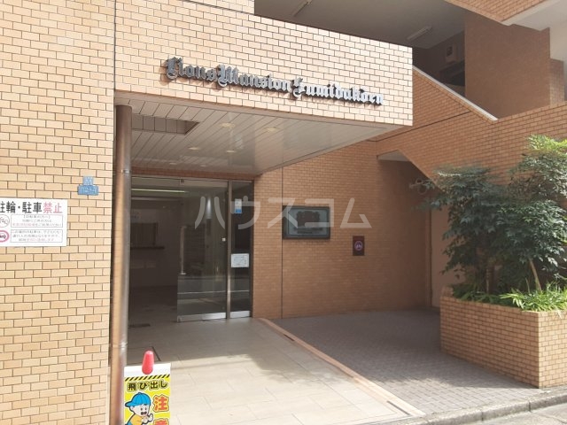 2/11 エントランス